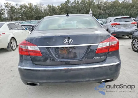 2012 Hyundai Genesis 3.8L z USA, uszkodzony, nr VIN KMHGC4DD1CU198851